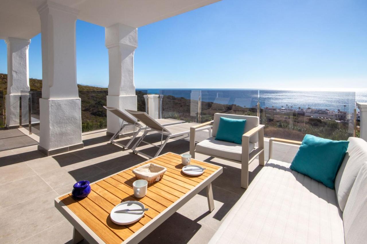 Luxury Apartment Stunning Seaview Bs 3104 Манилва Екстериор снимка