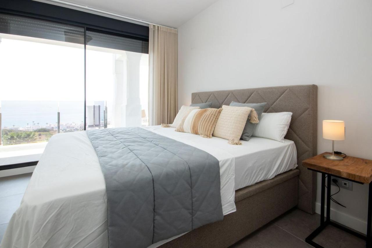 Luxury Apartment Stunning Seaview Bs 3104 Манилва Екстериор снимка