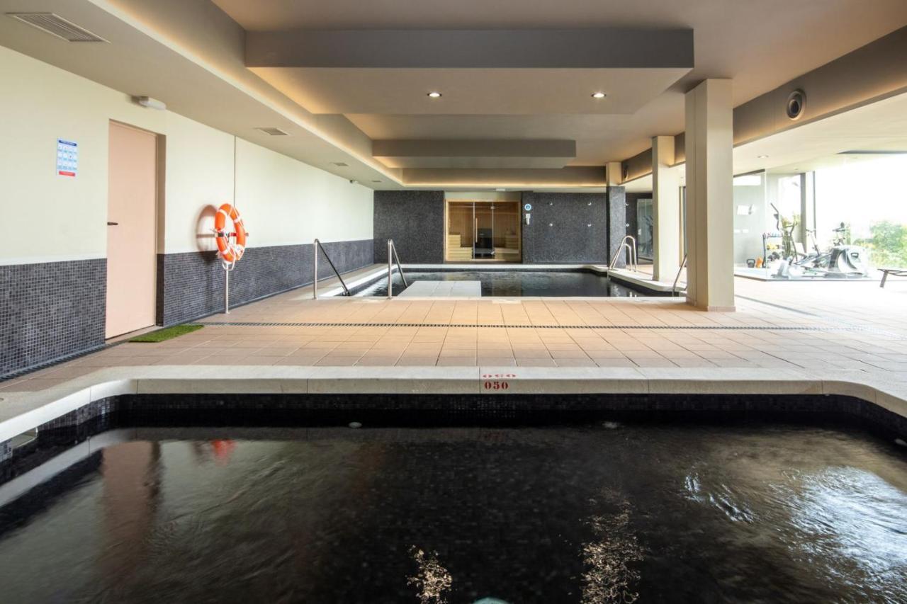 Luxury Apartment Stunning Seaview Bs 3104 Манилва Екстериор снимка