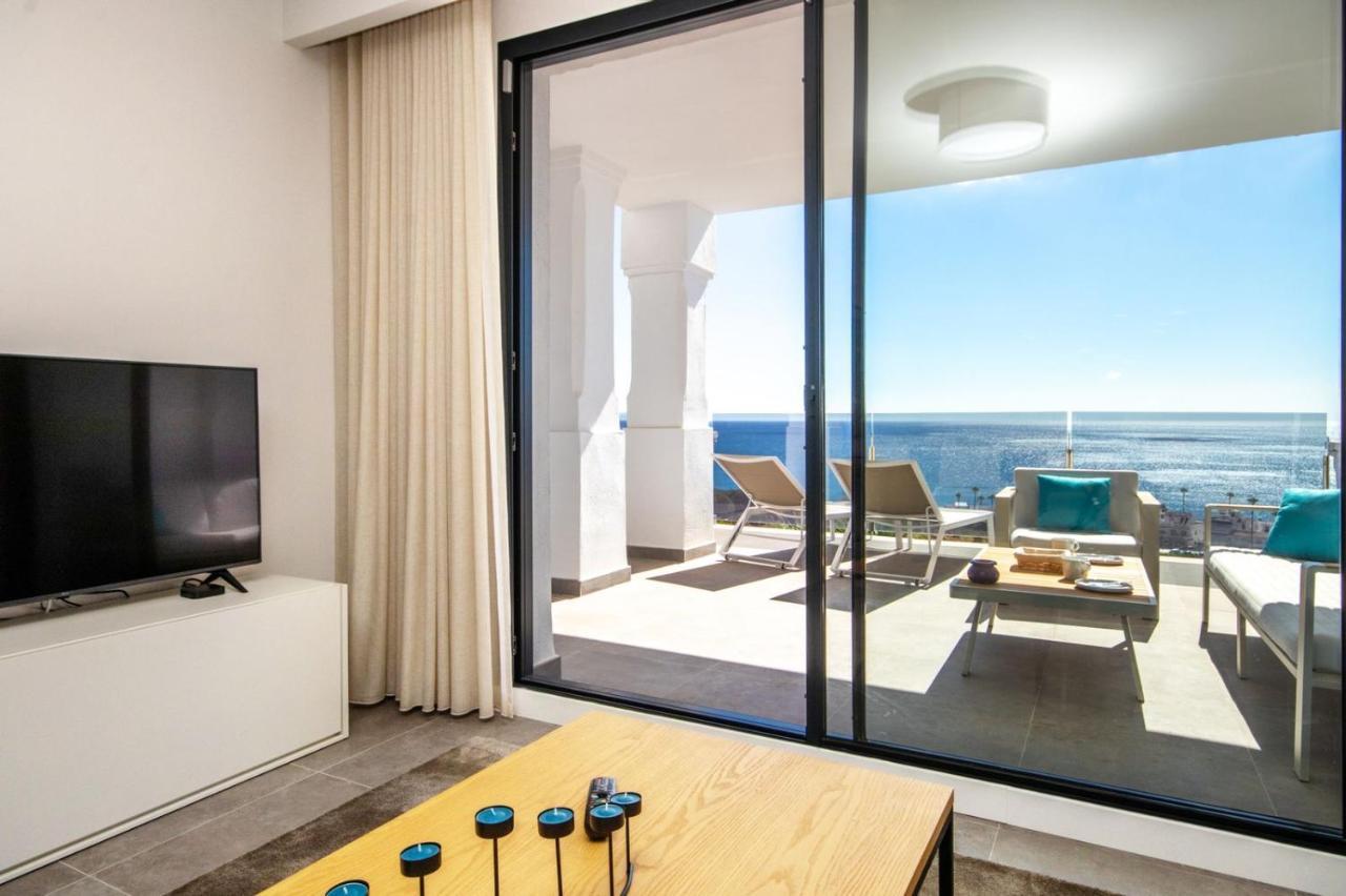 Luxury Apartment Stunning Seaview Bs 3104 Манилва Екстериор снимка