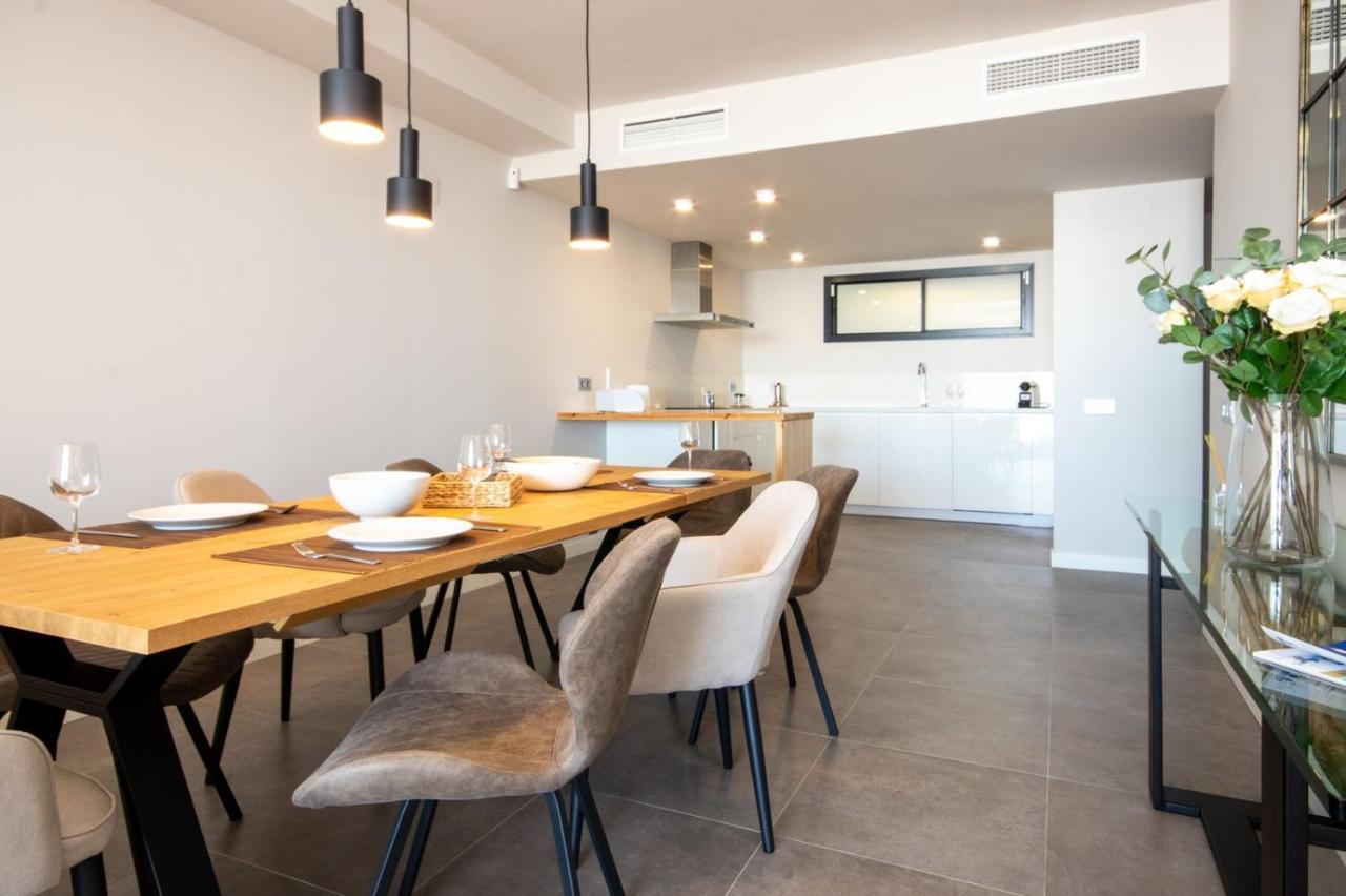 Luxury Apartment Stunning Seaview Bs 3104 Манилва Екстериор снимка
