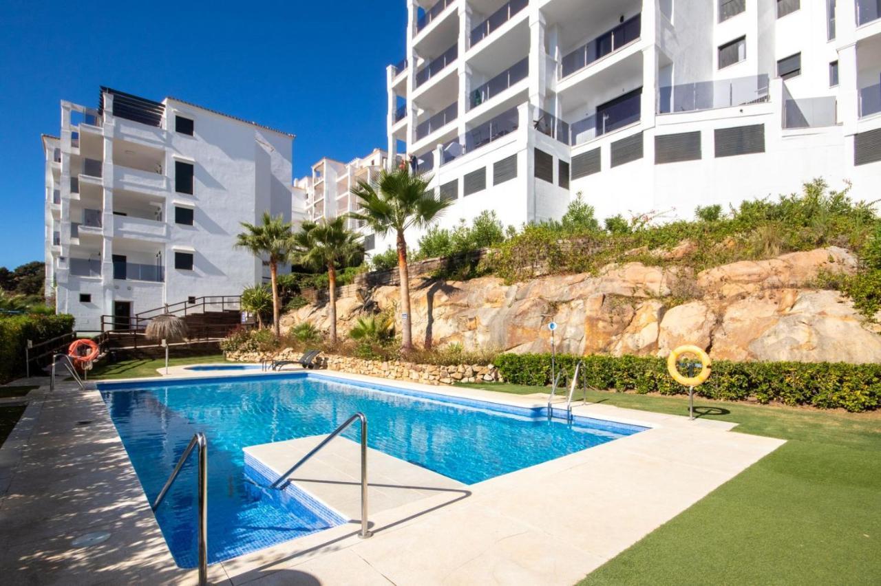 Luxury Apartment Stunning Seaview Bs 3104 Манилва Екстериор снимка