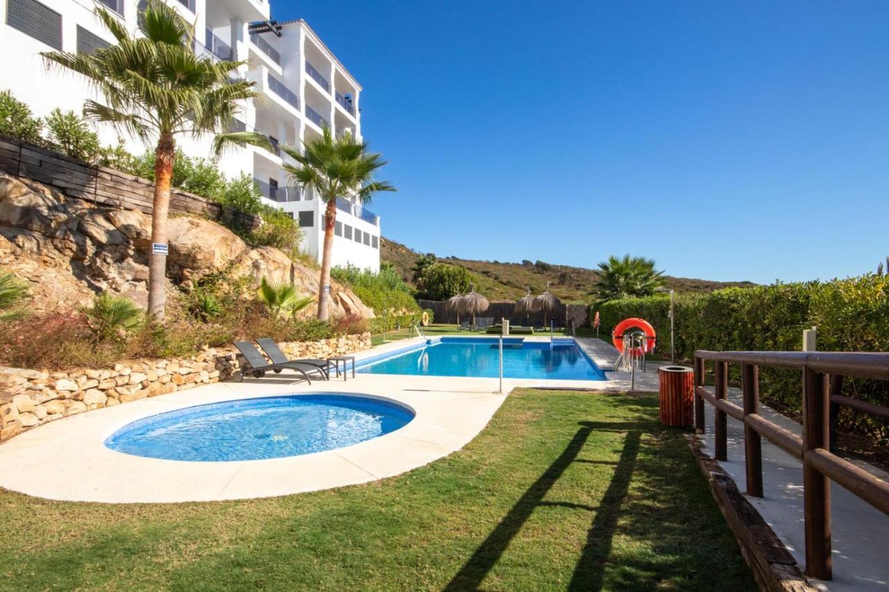 Luxury Apartment Stunning Seaview Bs 3104 Манилва Екстериор снимка