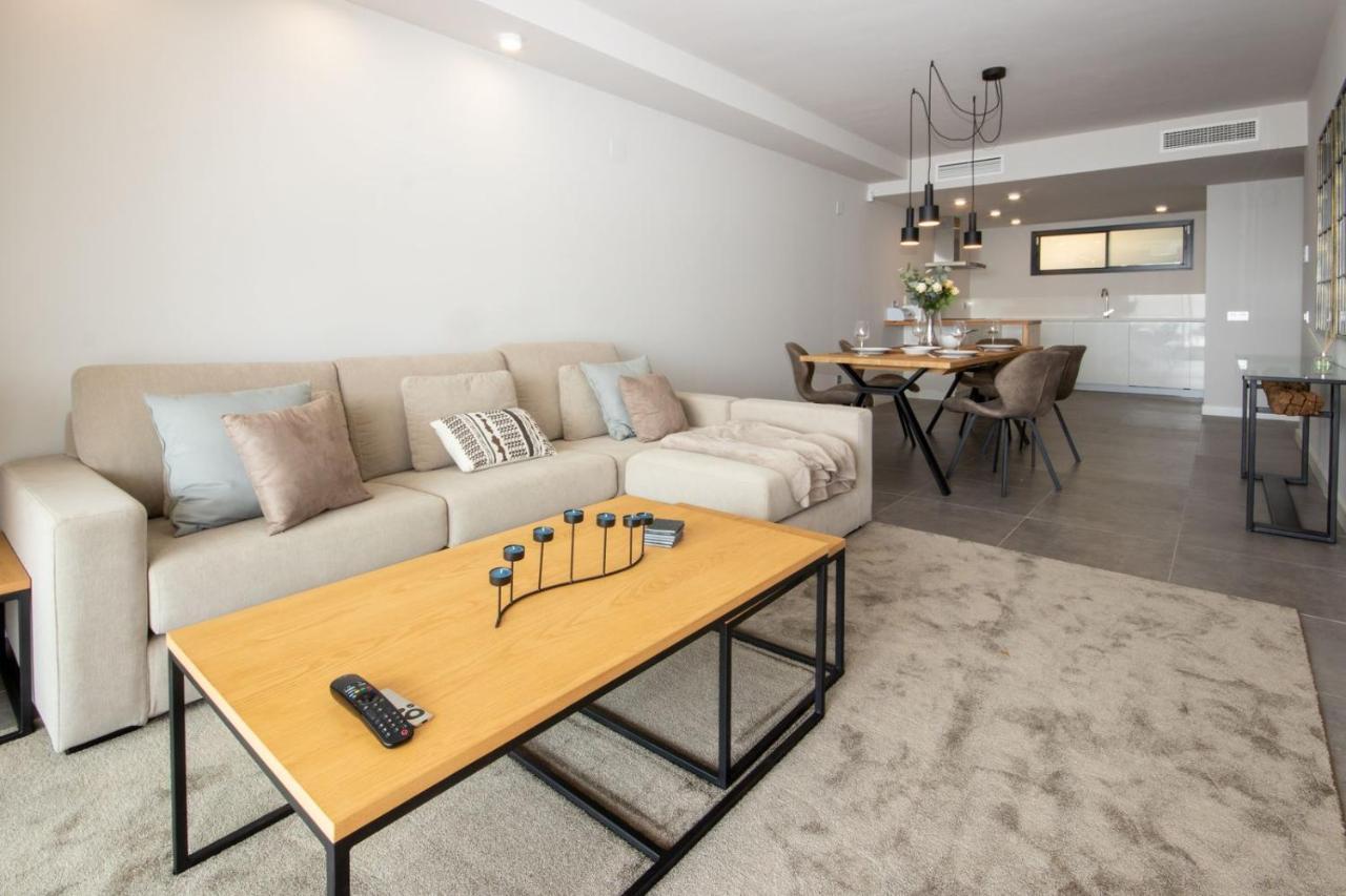 Luxury Apartment Stunning Seaview Bs 3104 Манилва Екстериор снимка