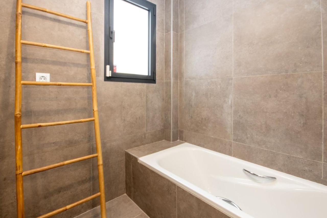 Luxury Apartment Stunning Seaview Bs 3104 Манилва Екстериор снимка