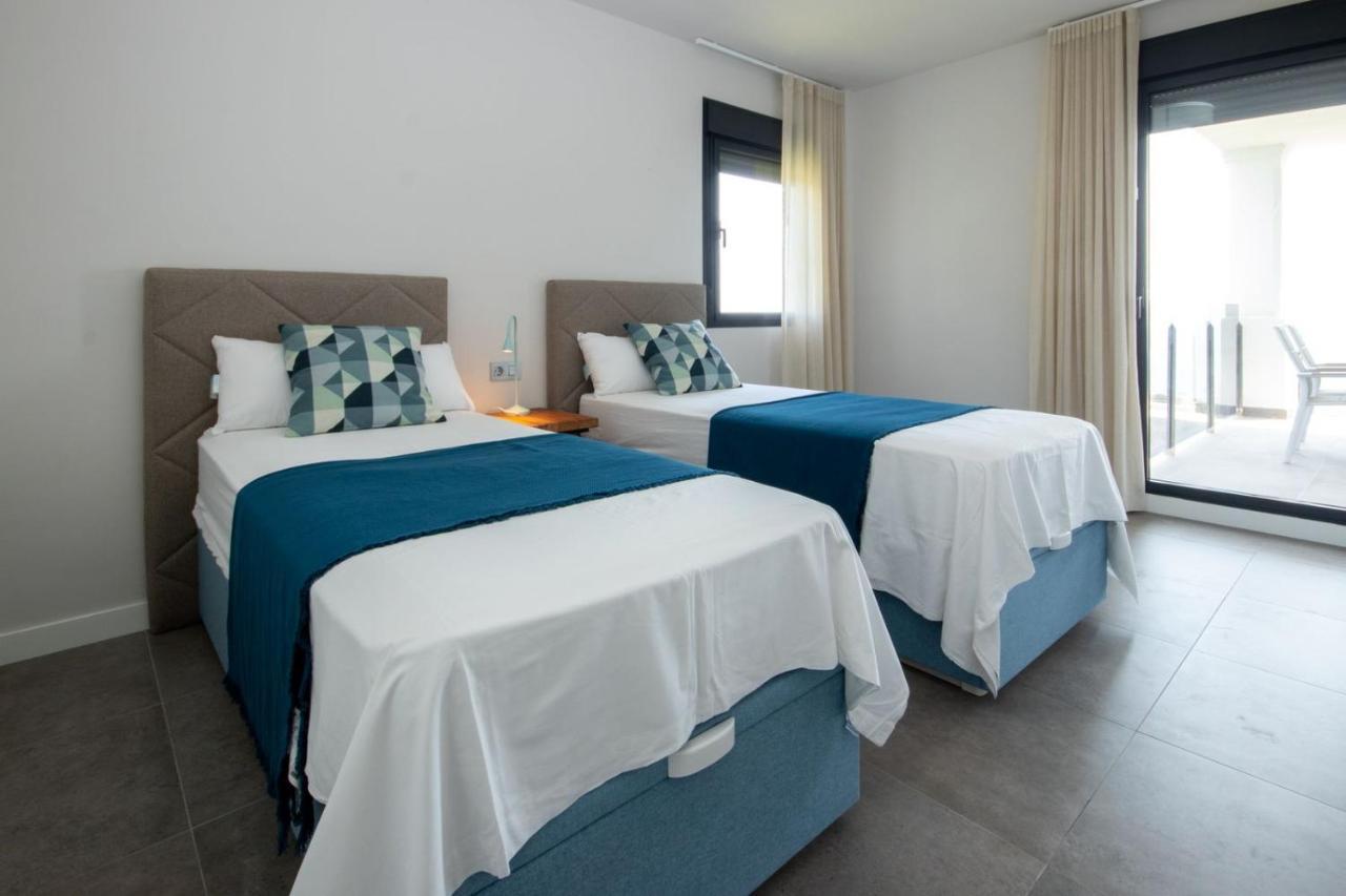 Luxury Apartment Stunning Seaview Bs 3104 Манилва Екстериор снимка