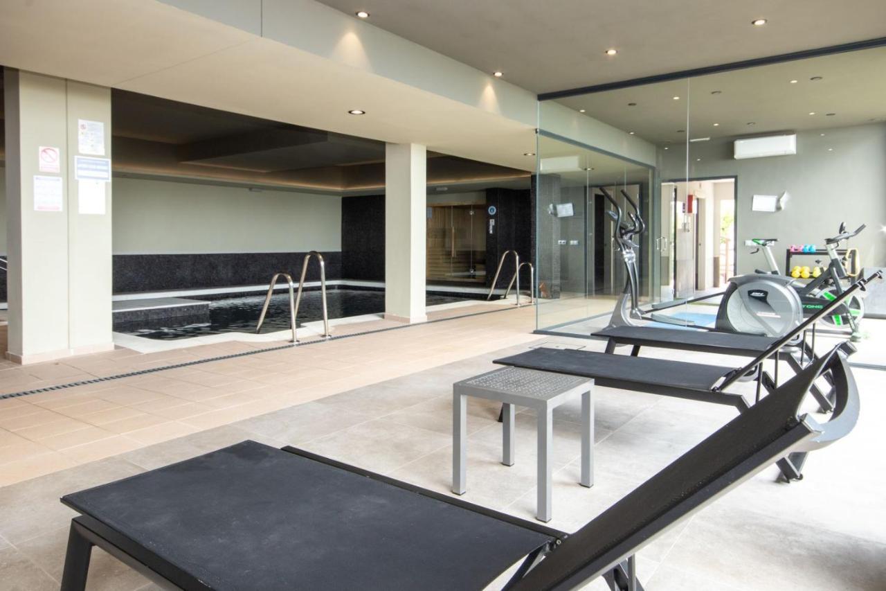 Luxury Apartment Stunning Seaview Bs 3104 Манилва Екстериор снимка